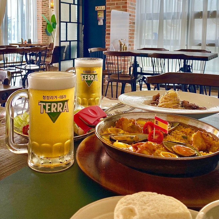  광주 동구 동명동 데이트 맛집 - 까라벨라 데오로에서 스페인 여행 함께 할래?