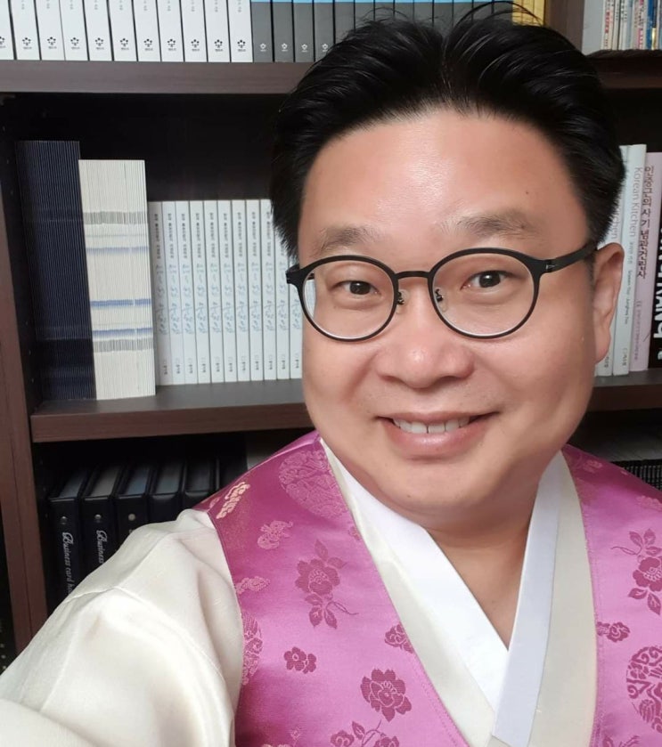 '명절 한복 입기 캠페인' 전개...서경덕 교수 “중국 동북공정에 대항”