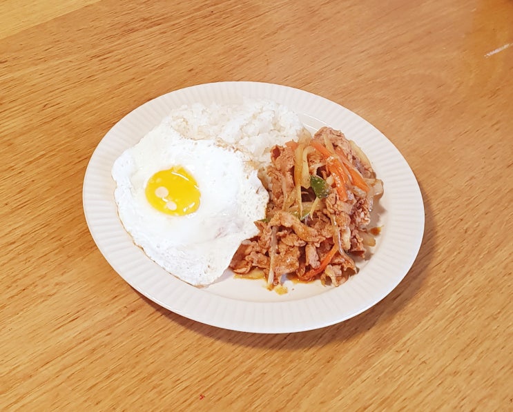 고추장불고기 & 달걀후라이, 초간단 레시피! 고추장불고기 & 달걀후라이, 초간단 레시피!