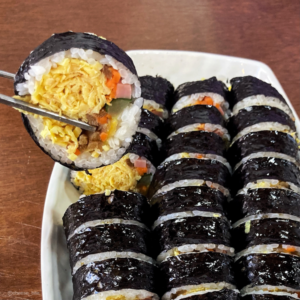  [경주 황남동] 교리김밥 봉황대점에서 계란 김밥과 잔치국수 먹어 보기