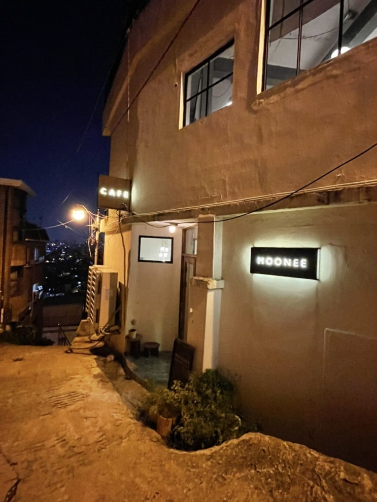  이태원 해방촌 루프탑 카페,무니