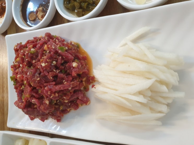  육회한생고기 송정동 맛집