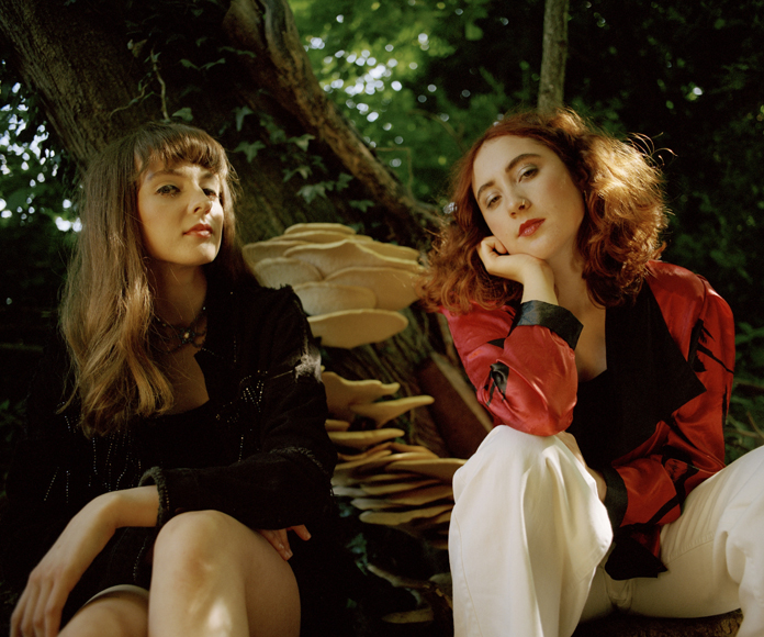 Let’s Eat Grandma, 새로운 음악 'Hall of Mirrors'