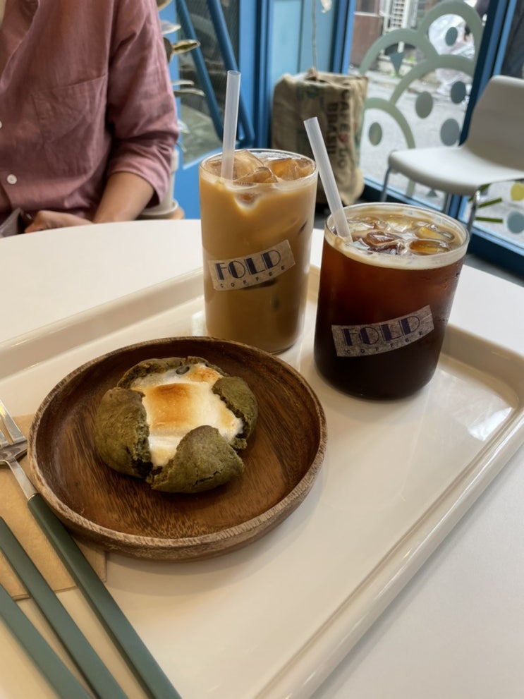  노량진 크로플 카페 폴드(FOLD) 쿠키도 맛있어용