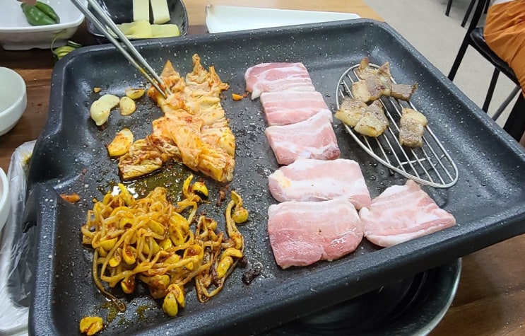 대전 중구 유천동 소문난집 : 듀록 냉동삼겹살 맛집