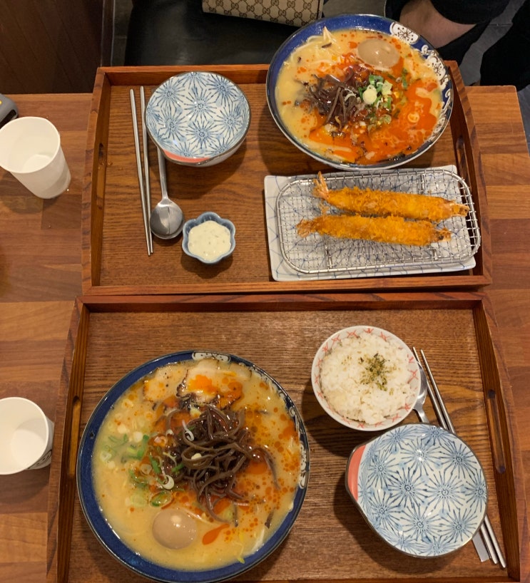  친구와 함꼐 안양1번가 라멘 맛집은 이찌방에서
