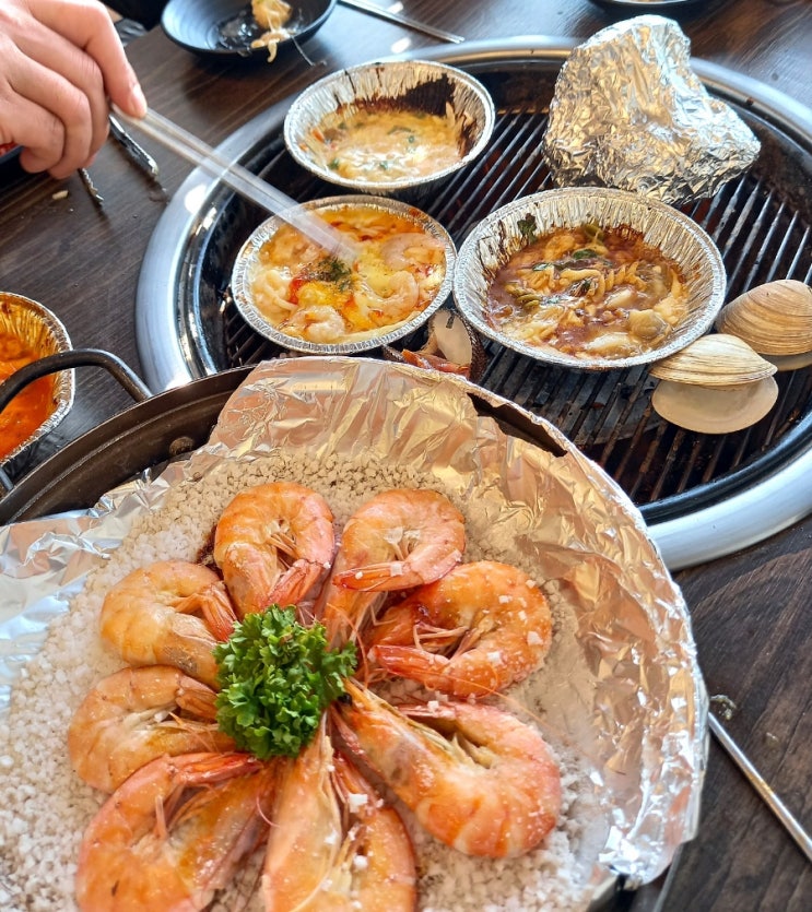 루프탑이 매력적이었던 월미도 청춘조개 새우구이에 해물라면까지 루프탑이 매력적이었던 월미도 청춘조개 새우구이에 해물라면까지