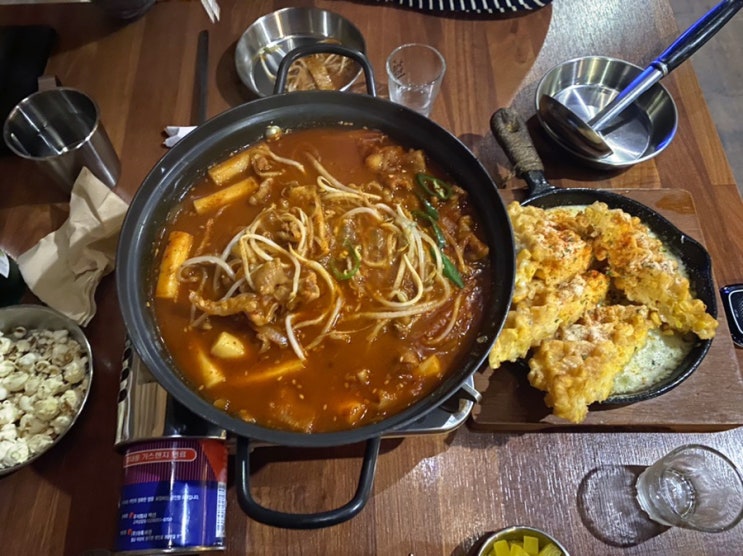  [신림역 술집] 찰리삼촌 포장마차, 메로나에이슬과 안주가 맛있는 퓨전 술집!