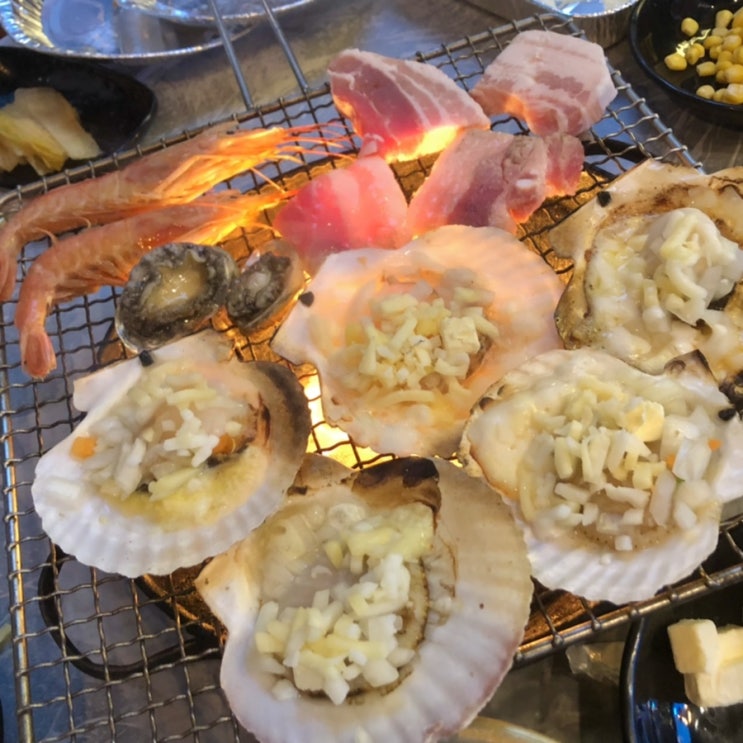  부산 송도 1913 조개구이:: 밤에 더 예쁜 야외 송도 조개구이/ 테라스