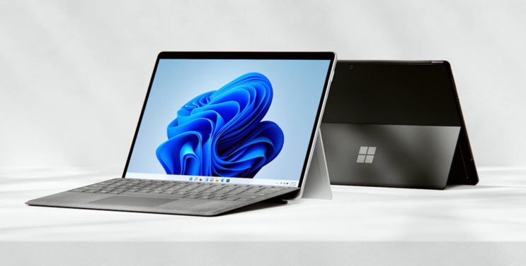 마이크로소프트 서피스 프로 8 정식 발표 Surface Pro 8 더 커진 13인치 화면 120Hz 재생률 디스플레이 더 얇은 베젤로 출시됩니다