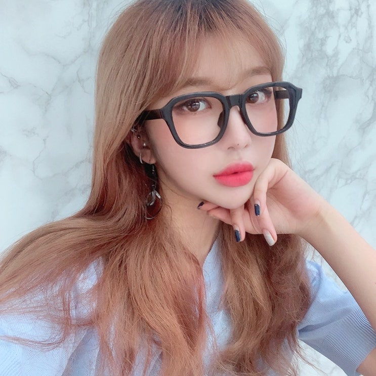 인지도 있는 VANANA2 오버사이즈 블랙 검정 뿔테 안경테 추천해요 인지도 있는 VANANA2 오버사이즈 블랙 검정 뿔테 안경테 추천해요