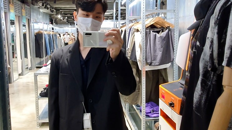  가로수길 어라운드더코너, 온 더 스팟, 폴로 탐방기 단골손님 젠틀몬스터