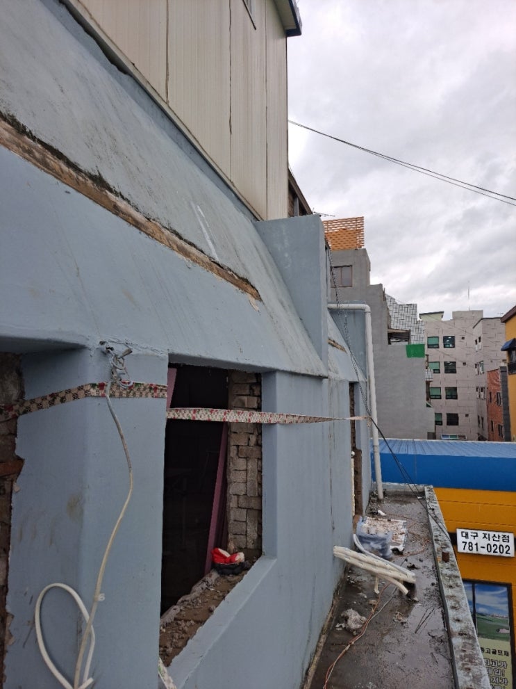  샌드위치판넬 가데기 보일러실 창고 조립식판넬 창고 대구판넬  대구샌드위치판넬  대구조립식판넬  판넬누수 방수