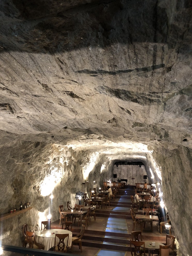 문경의 신기한 동굴카페, 까브(cave)