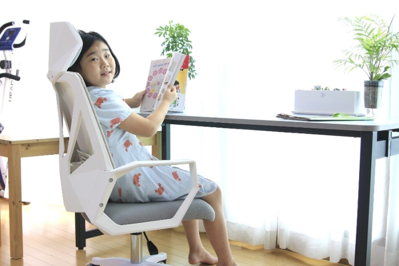 학생의자 다니카 트로이 메쉬의자 편안하게 앉아요