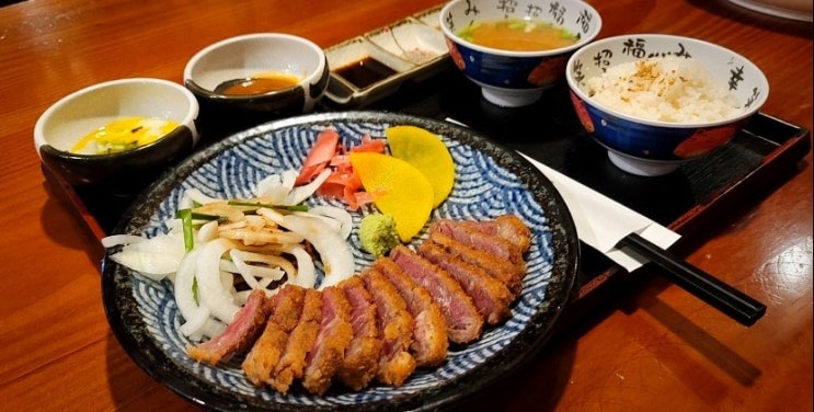  구미 남통동 맛집, 비츠비츠(금오산, 규카츠, 스테이크, 파스타, 피자, 분위기 레스토랑)