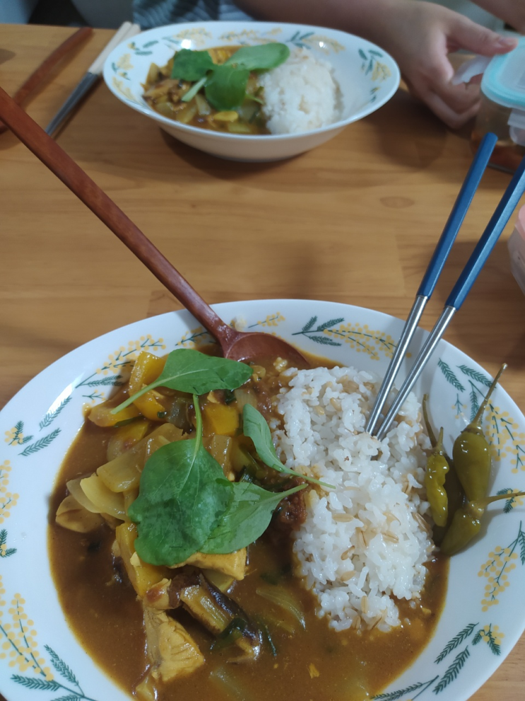  카레전문점 만큼 맛있는 (에스비 골든카레 아주매운맛) 일본카레 만들기 쉽죠잉