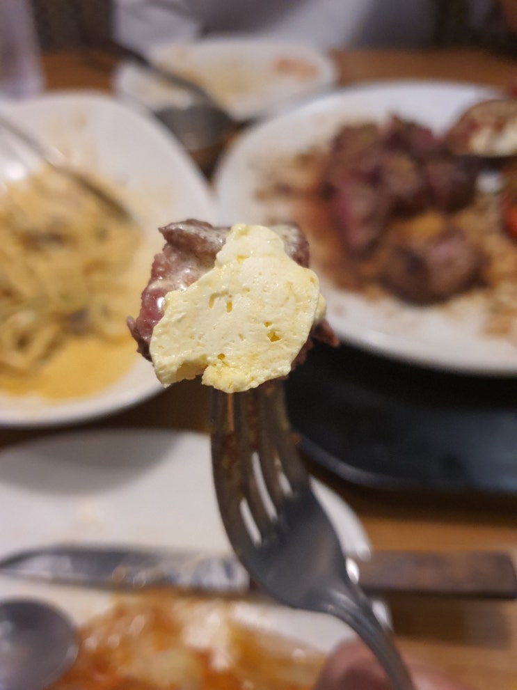  엄청 잘먹는 아이와 함께 아웃백스테이크