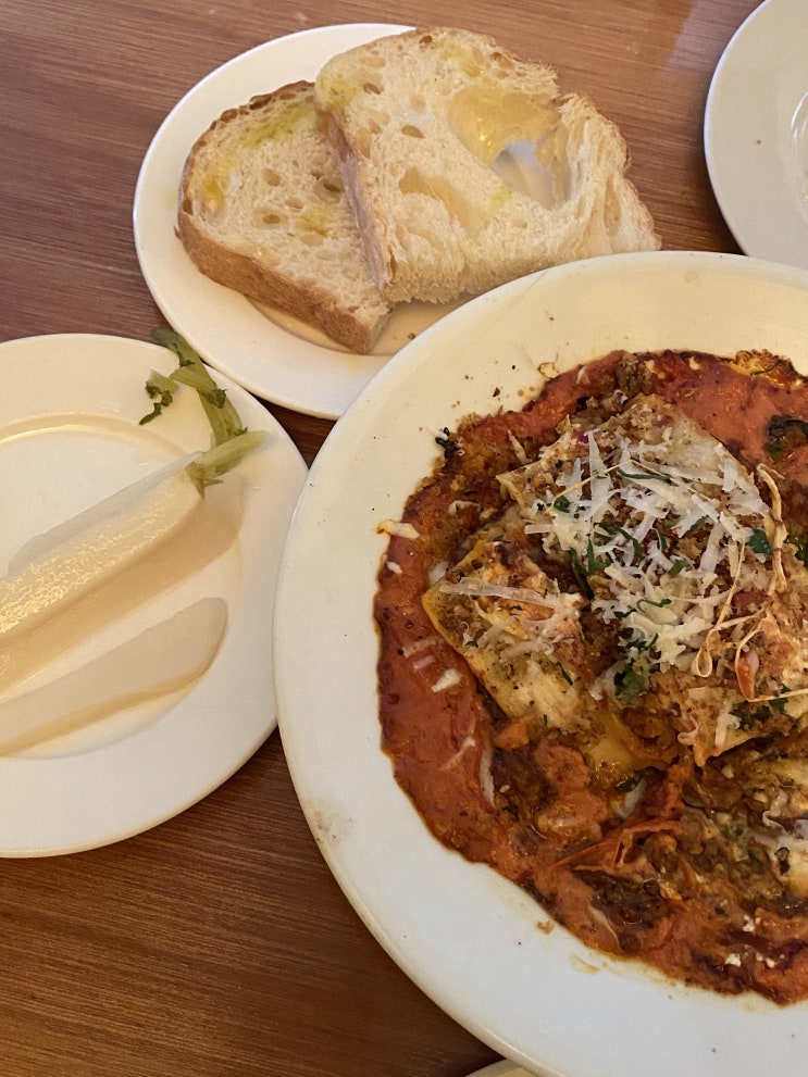  일산 밤리단길 라자냐,스테이크 분위기 맛집