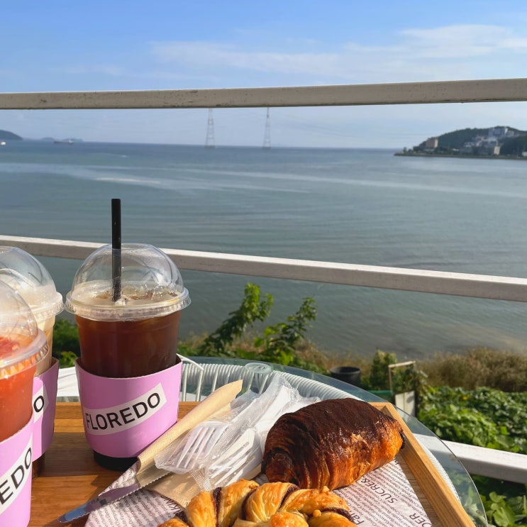 한국의 하와이 영흥도 카페 플로레도 커피