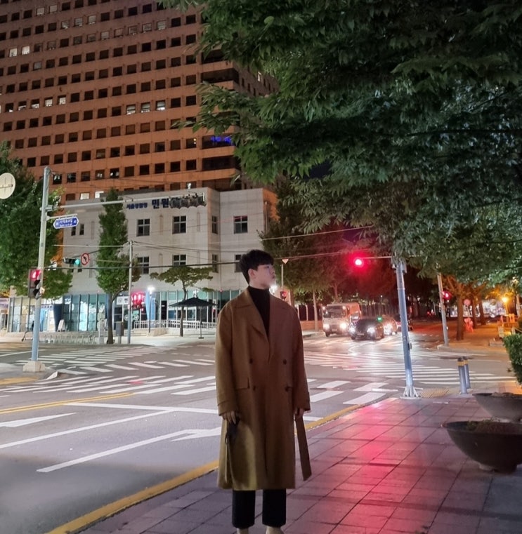  [준지]JUUN.J 핸드 메이드 맥시 코트 옐로이시 브라운 남자 코트 추천과 리뷰!