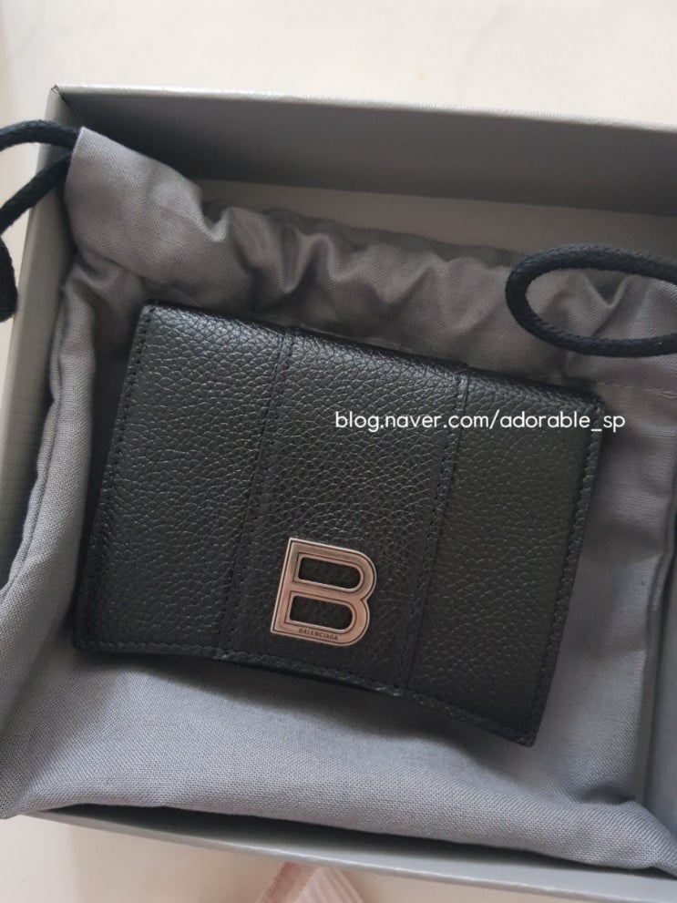 발렌시아가 카드지갑 개봉기 리뷰 발렌시아가 카드지갑 개봉기 리뷰