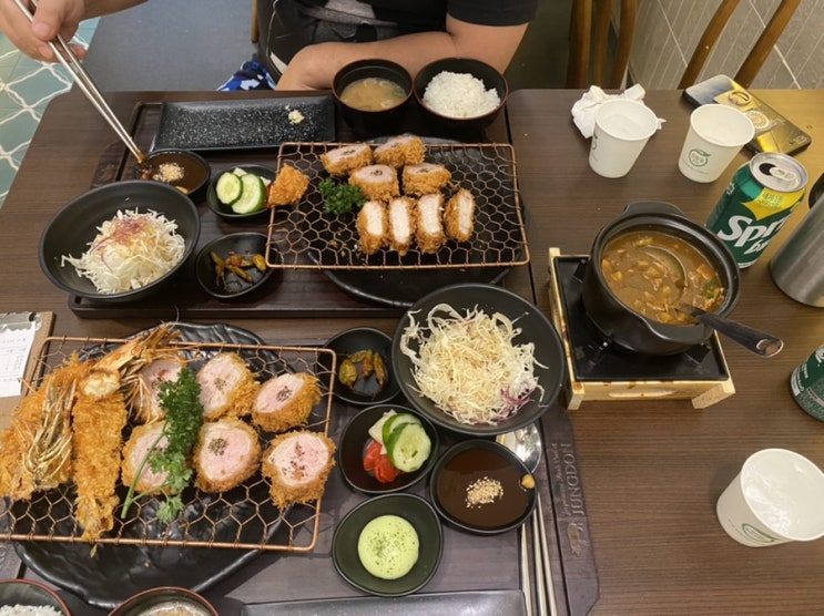  갤러리아백화점 센터시티점 맛집::[정돈]돈카츠 먹고 백미당 아이스크림으로 마무리!