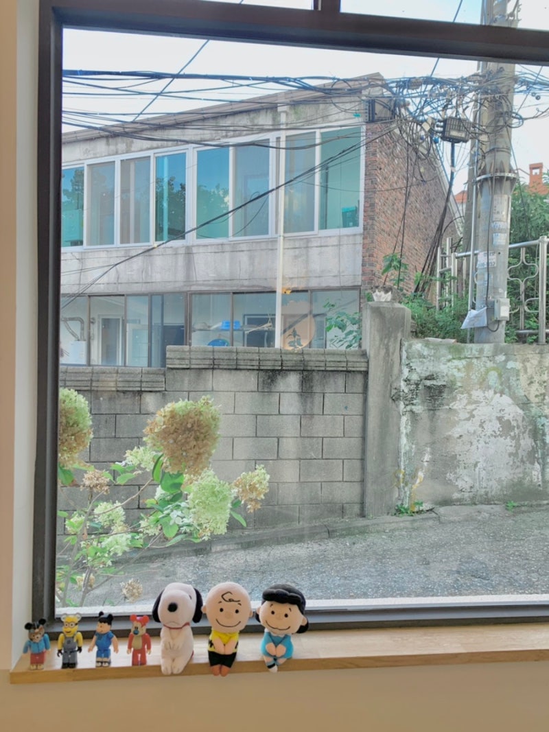 오늘은커피 :: 나만 알고 싶은 효창동 카페(feat.고양이) : 네이버 블로그