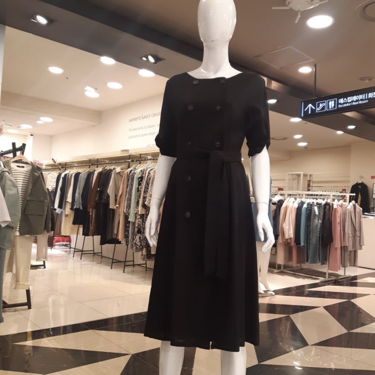 당신만 모르는 블루페페 블랙단추 벌룬소매반팔 원피스 P202MSE001 NC중앙로 좋아요 당신만 모르는 블루페페 블랙단추 벌룬소매반팔 원피스 P202MSE001 NC중앙로 좋아요