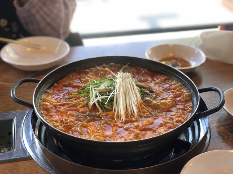 진한 국물이 일품! '도리연닭도리탕' 공릉점 리뷰