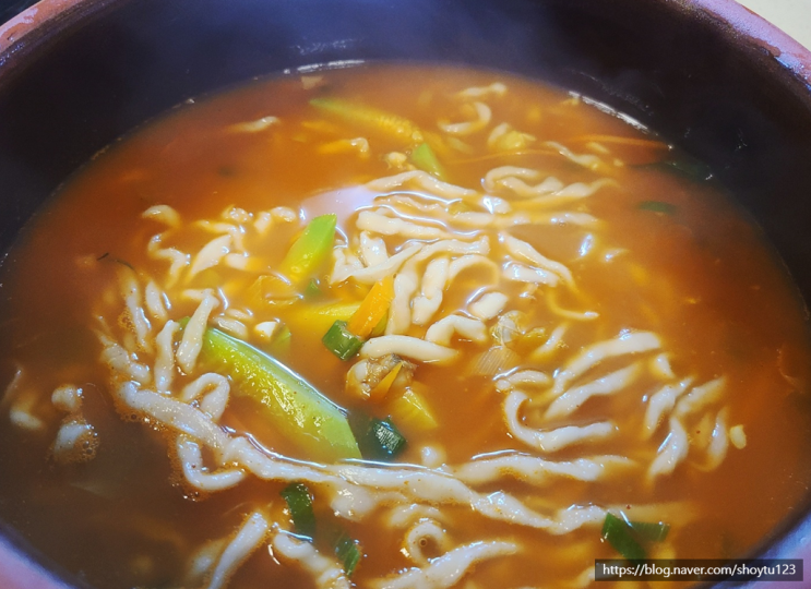 [송산 맛집/사강 맛집] 봉가 우리밀 바지락 손칼국수 얼큰 칼국수 찐! 맛집! 강력추천!