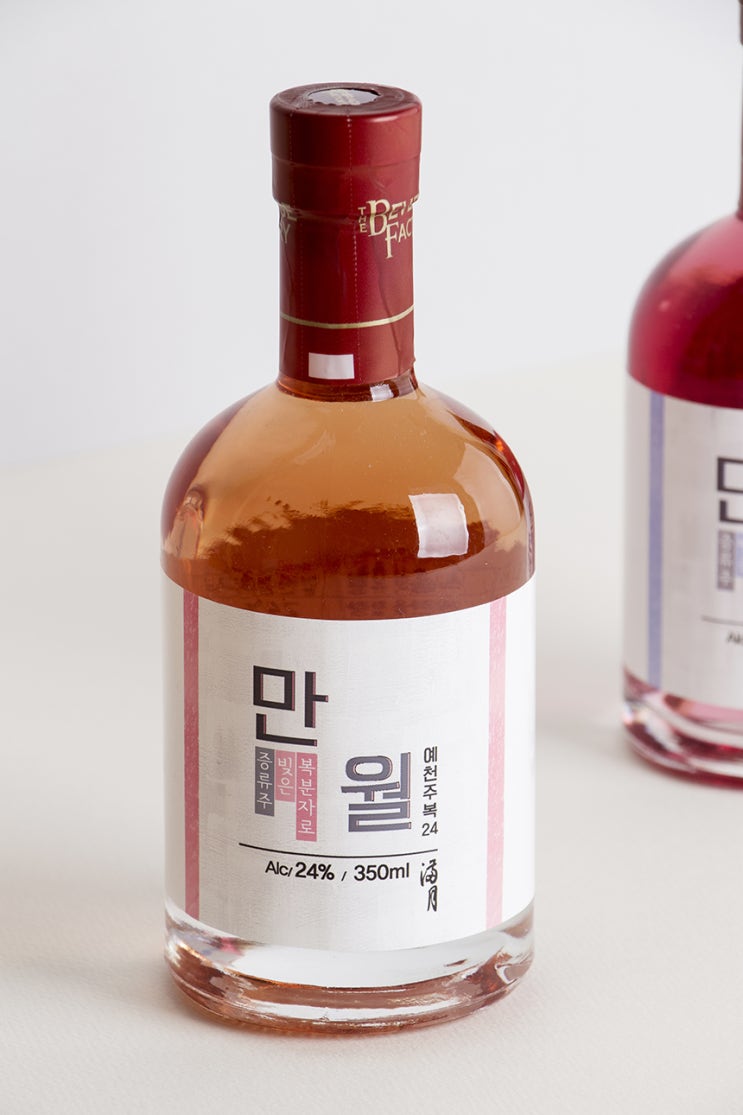  복분자로 빚은 증류주 만월 예천주 복24