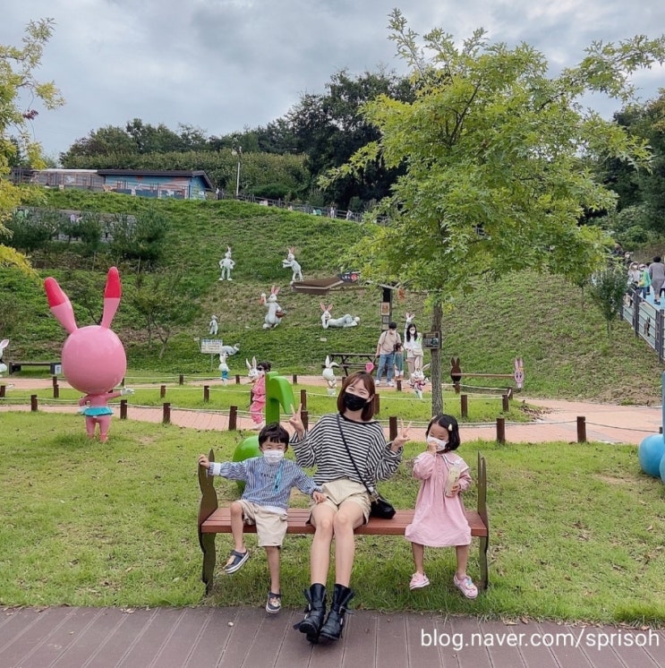  경남 창녕 아이들과 가볼만한곳 작은동물원이 있는[산토끼노래동산]