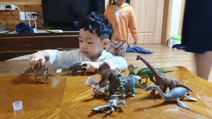  공룡 장난감 비씨토이 백악기 피규어 공룡이름 맞추기