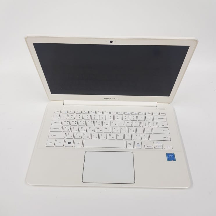 요즘 인기있는 삼성 화이트 초경량 13인치 FHD SSD 노트북, 4GB, SSD 128GB, win10 좋아요 요즘 인기있는 삼성 화이트 초경량 13인치 FHD SSD 노트북, 4GB, SSD 128GB, win10 좋아요