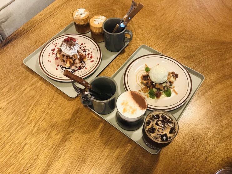  [서울 성동구 성수동 성수역 카페] 비아트 성수 Cafe  / 셀프 사진관