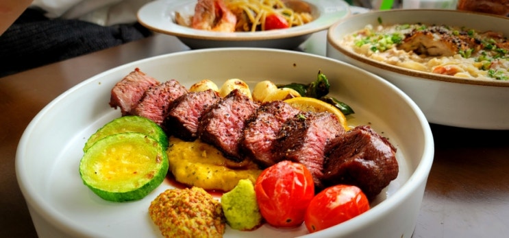  대구 엑스코 맛집, 라곰치킨(펙스코 맛집, 수비드 스테이크, 오일 파스타, 리조또)