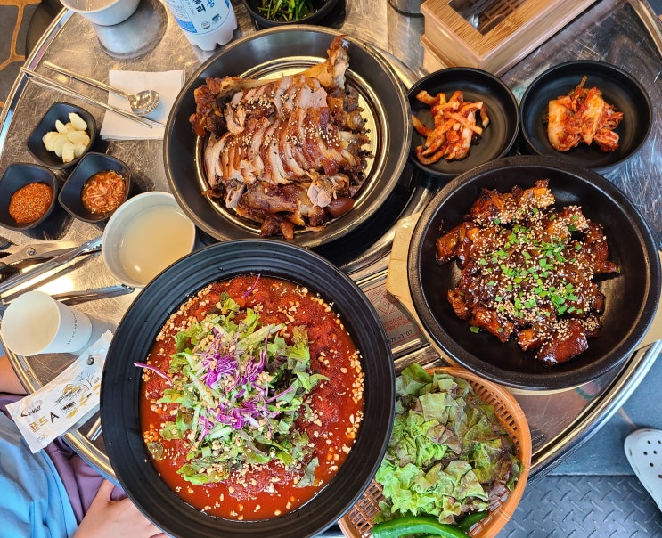  권선동맛집 권선시장 수제족발 : 깔끔하고 맛깔나는 맛에 양도 푸짐하고 시장 인심 짱이에요!