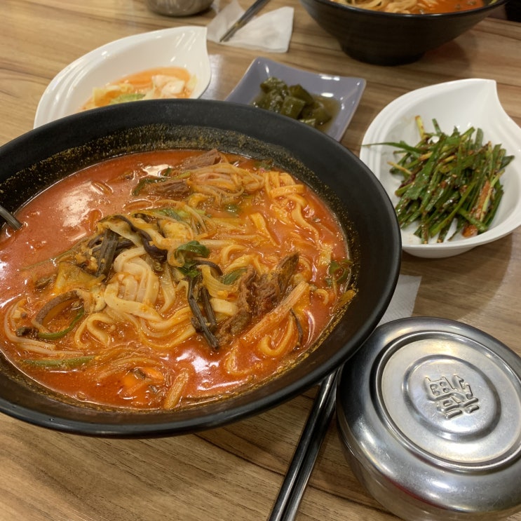  [평창맛집 육칼밥산아래] 걸죽한 한우 육칼밥 최고! 월정사맛집