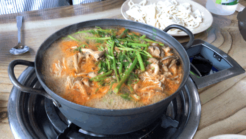 가성비 최고 맛도 최고 손님이 바글바글 백석동 구좌리얼크니손칼국수 / 천안식후감
