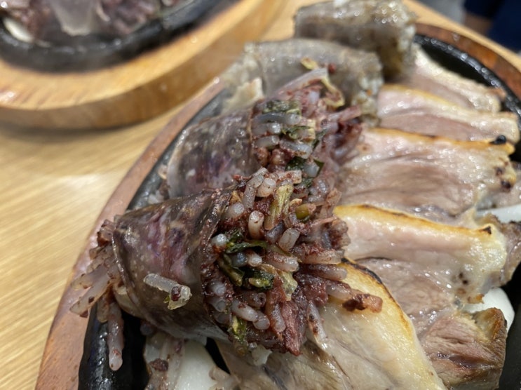  성수동 순대국밥 맛집 이북집 / 엄청 진하고 양많은 순대국을 먹고 싶을때 추천 / 내돈내산 / 순대국밥 머릿고기 정식후기