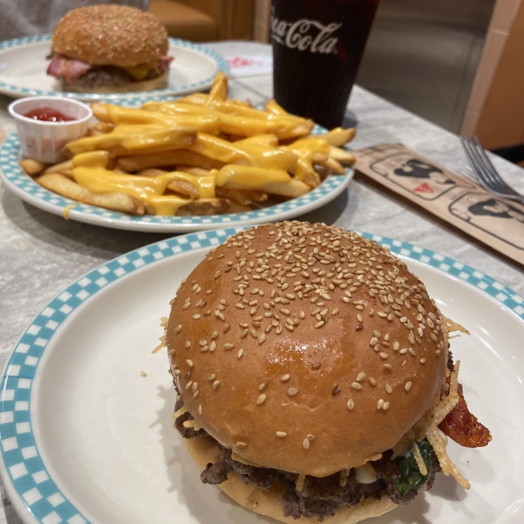  [잠실] 정통 미국식 수제버거 맛집'브루클린 더 버거 조인트 롯데월드몰점'