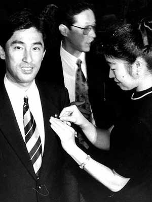 기시다 후미오, 일본 100대 총리는 어떤 인물인지 알아보자. 기시다 후미오, 일본 100대 총리는 어떤 인물인지 알아보자.