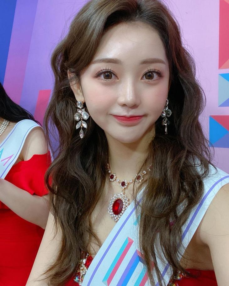 홍지윤 나이 믹스나인 미스트롯 2 가수 프로필 인스타 팬카페 성형전후 홍지윤 나이 믹스나인 미스트롯 2 가수 프로필 인스타 팬카페 성형전후