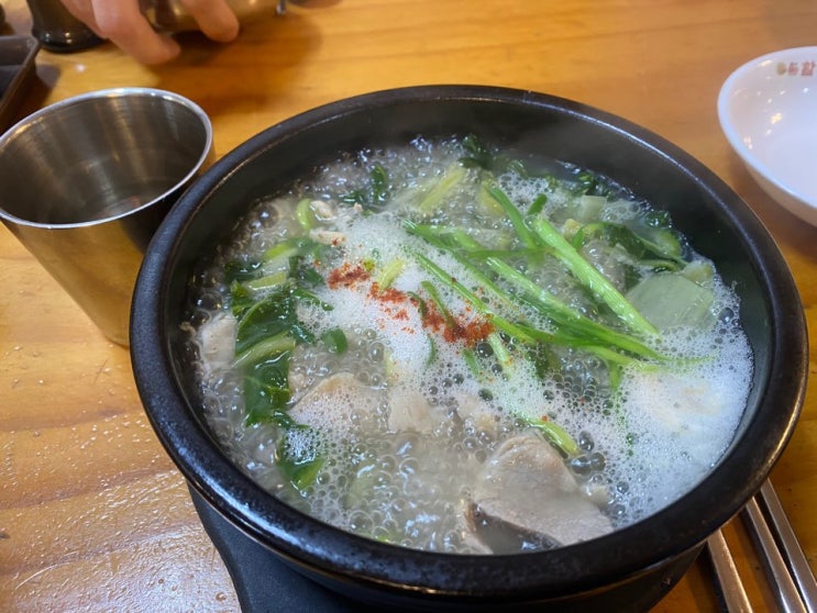  종로3가 수육국밥&소고기국밥 점심식사 후기(Feat. 큰맘할매순대국)
