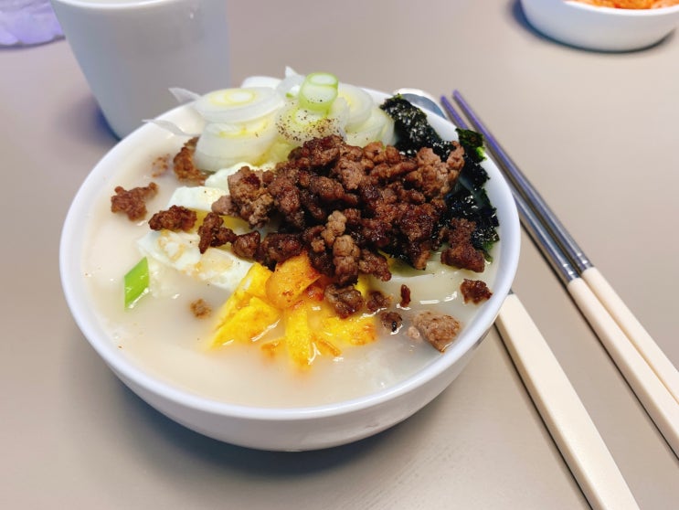 사골육수로 만드는 초간단 떡국 레시피