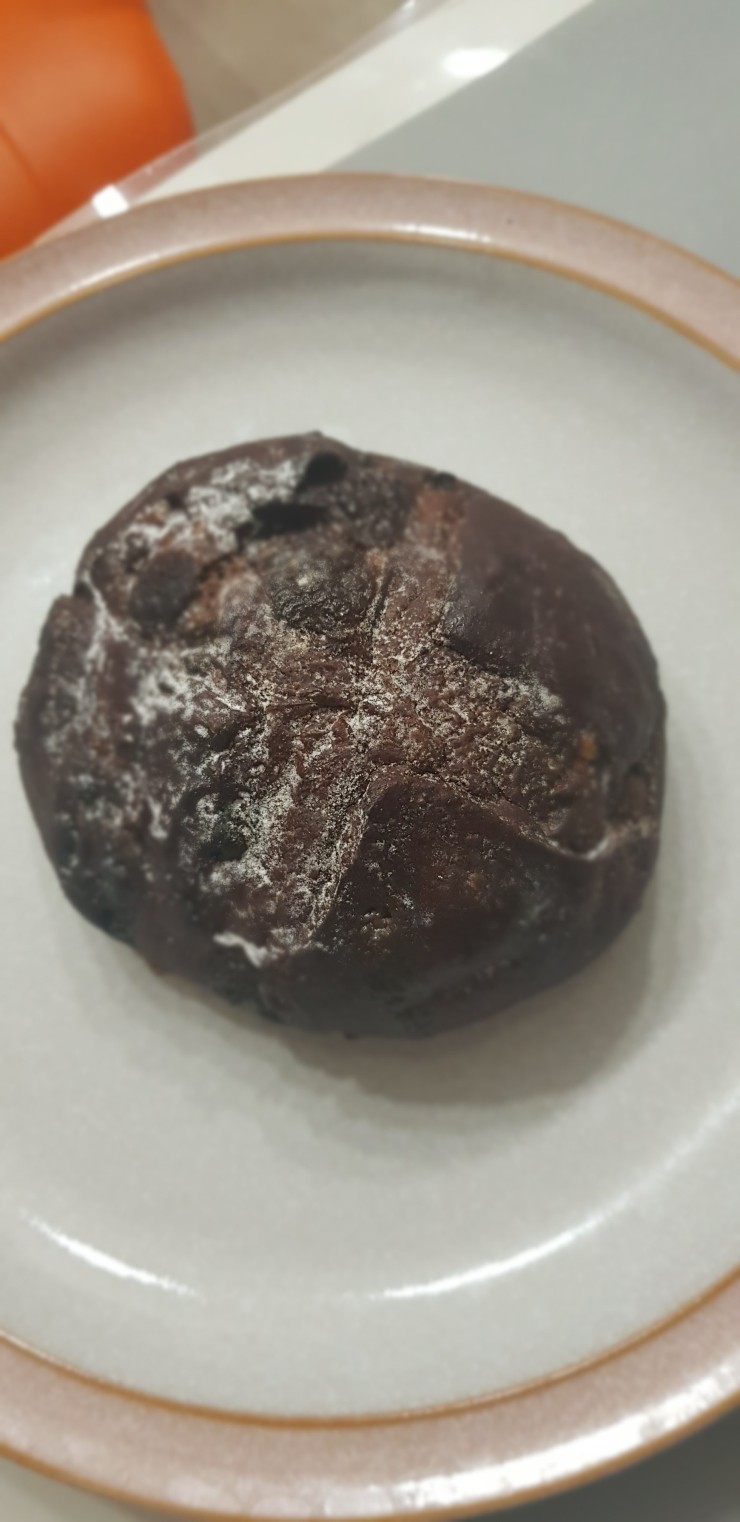  파리바게트 쇼콜라 깜빠뉴 먹어봄: 초코페어 신제품