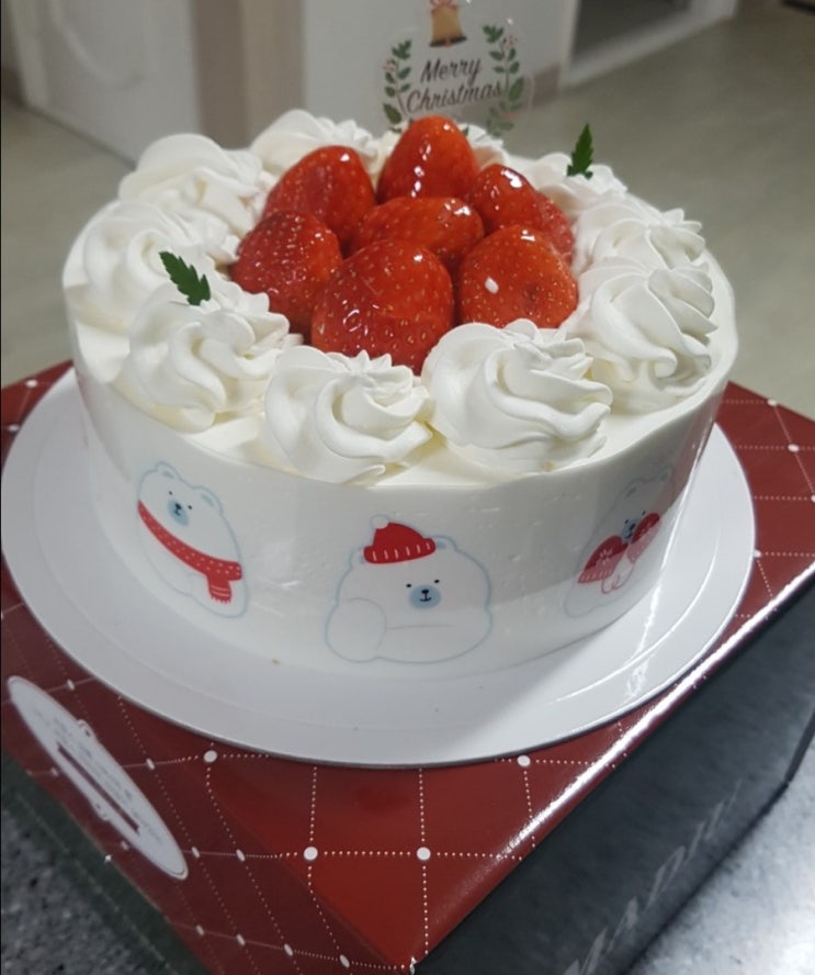 [대구 계산동]현대백화점 마듀 딸기케이크 크리스마스 케잌