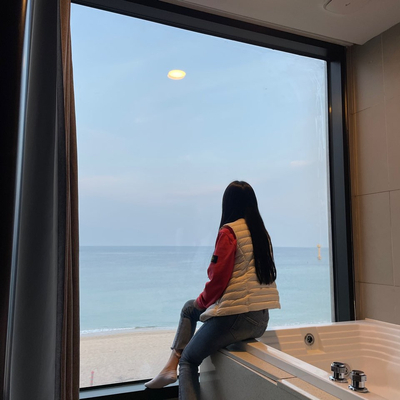  겨울속초여행/펜션휴/에어비앤비/속초중앙시장/만석닭강정/홍게장/속초붉은대게수산/신다신/바다정원