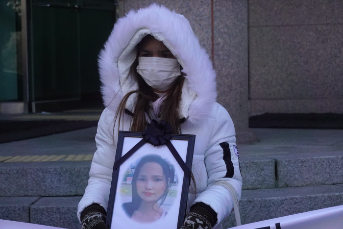 “우리도 인간이다” 있지만 없었던 그들 “우리도 인간이다” 있지만 없었던 그들